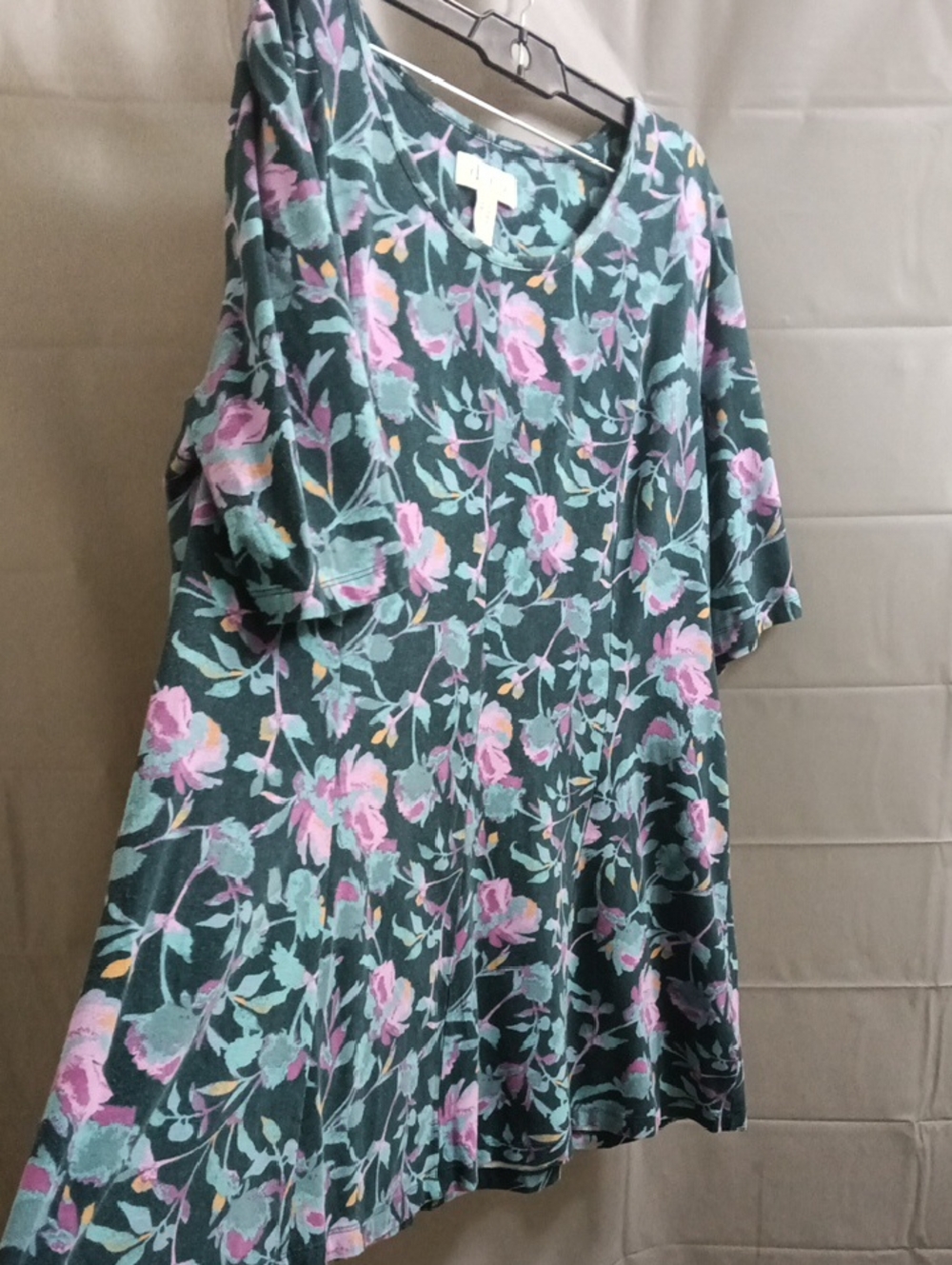 d & Co. Floral Scoop Neck Tunic - Teal with Pink Flowers - Picture 5 of 6